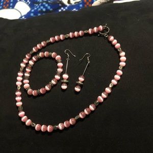 Set of necklace earrings bracelet